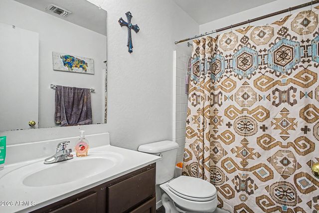 24779 W WAYLAND Drive, Buckeye, AZ 85326