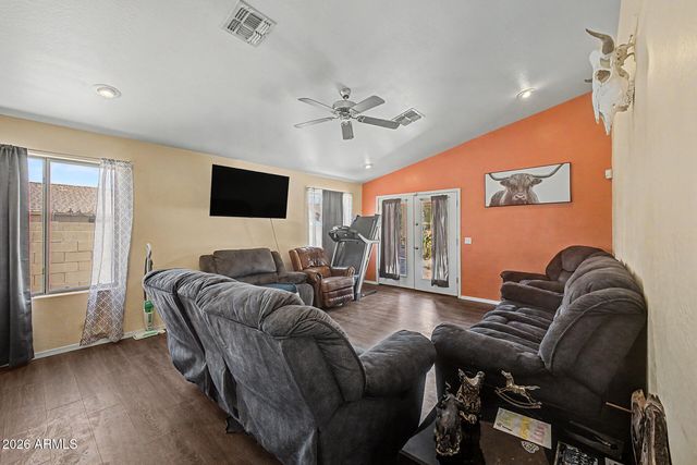 24779 W WAYLAND Drive, Buckeye, AZ 85326