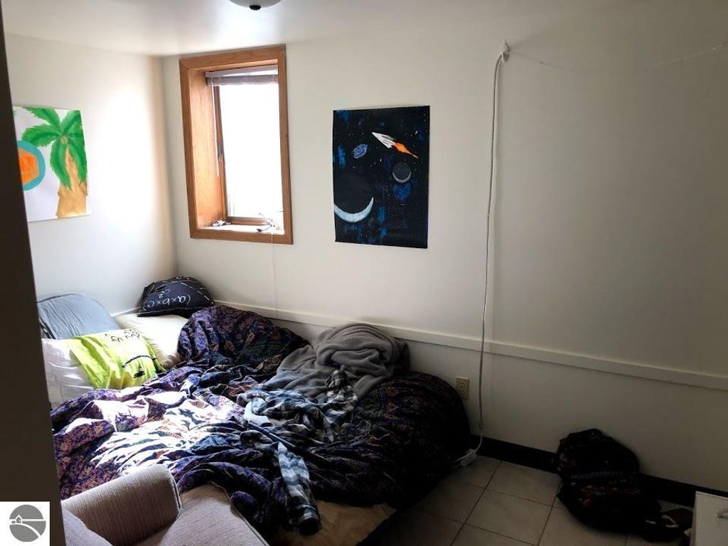 Image 24 of property listing at 1915 Stockman, Mt Pleasant, MI 48858