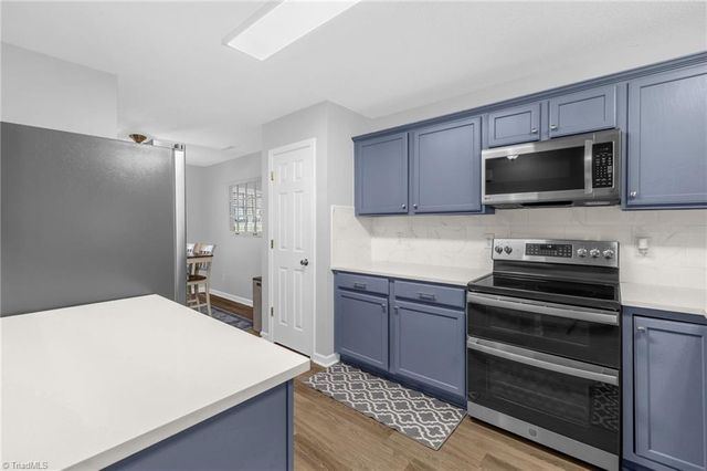 429 Rockbridge Drive, Kernersville, NC 27284