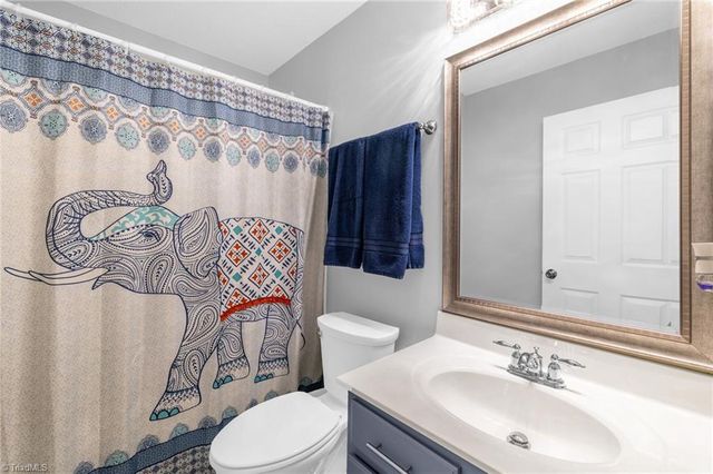 429 Rockbridge Drive, Kernersville, NC 27284