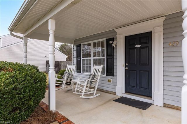 429 Rockbridge Drive, Kernersville, NC 27284