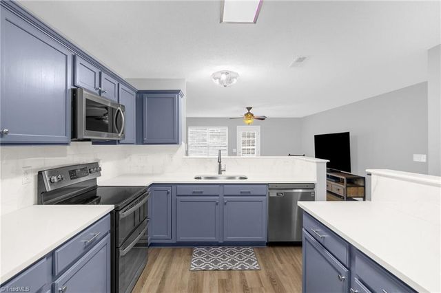 429 Rockbridge Drive, Kernersville, NC 27284