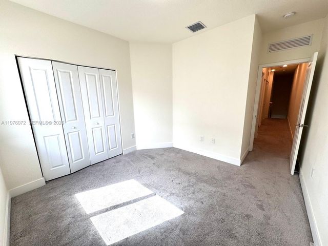 4609 NW 83rd Path 0, Doral, FL 33166