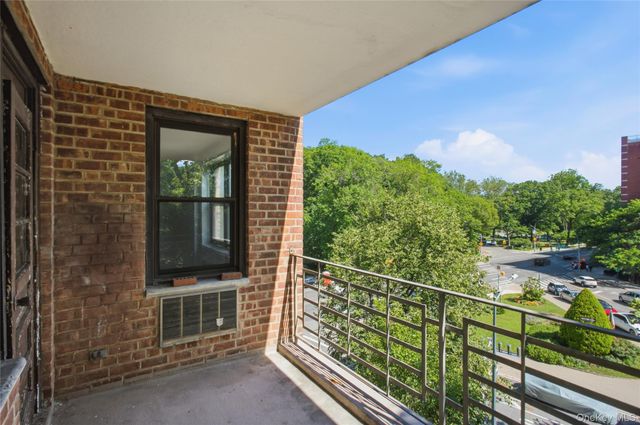 6485 Broadway 5K, Bronx, NY 10471