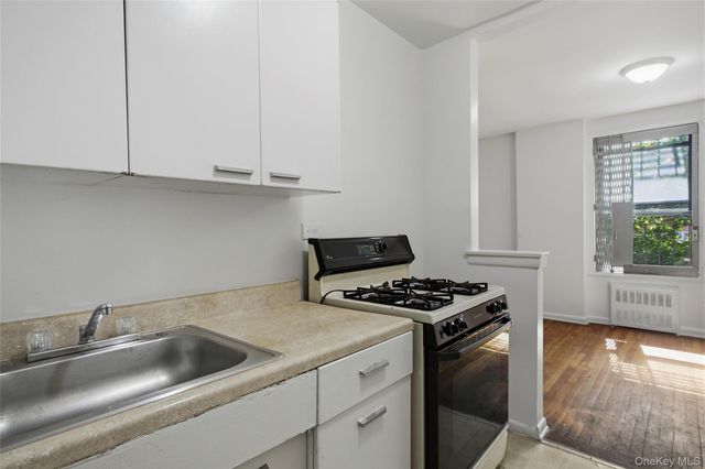 6485 Broadway 5K, Bronx, NY 10471