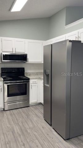 328 SAN LANTA CIRCLE, Sanford, FL 32771