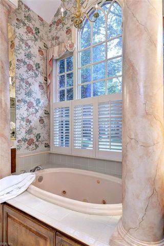 2031 Hornes Lake RD, Williamsburg, VA 23188