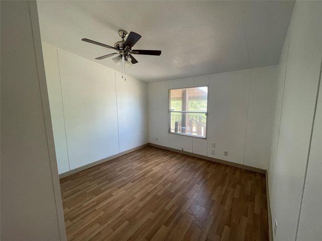 711 Fm 360 Road, Beasley, TX 77417