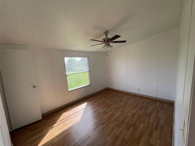 711 Fm 360 Road, Beasley, TX 77417