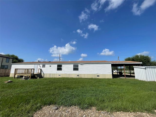 711 Fm 360 Road, Beasley, TX 77417