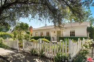 11672 McCormick Street, North Hollywood, CA 91601