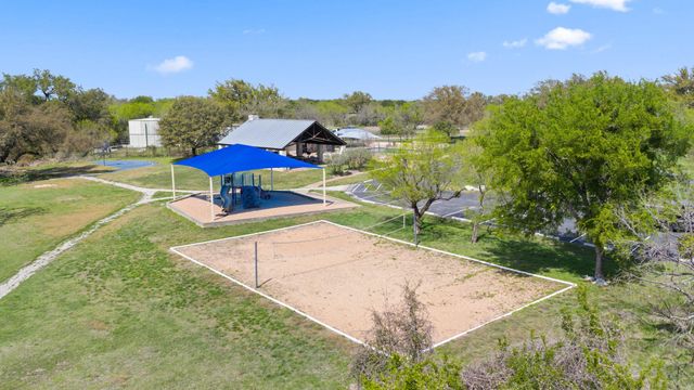 305 Running Brook TRL, Spicewood, TX 78669