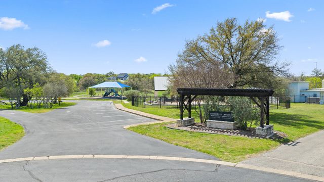 305 Running Brook TRL, Spicewood, TX 78669