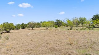 305 Running Brook TRL, Spicewood, TX 78669