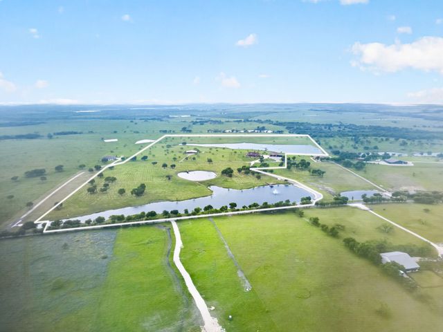 501 Alsdorf Road, Ennis, TX 75119