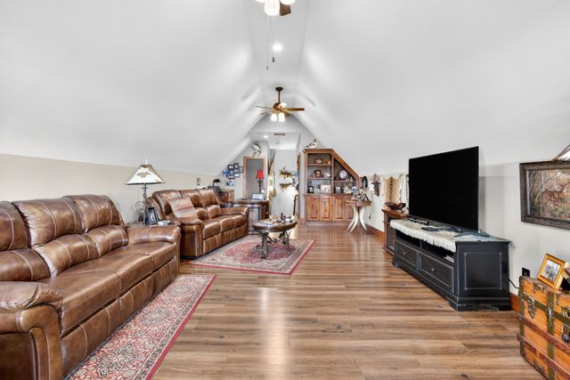 501 Alsdorf Road, Ennis, TX 75119