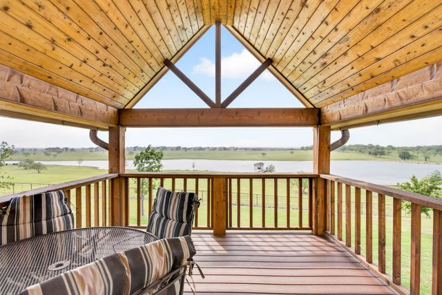 501 Alsdorf Road, Ennis, TX 75119
