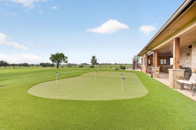 501 Alsdorf Road, Ennis, TX 75119