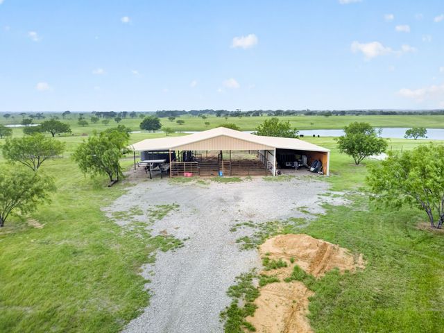 501 Alsdorf Road, Ennis, TX 75119