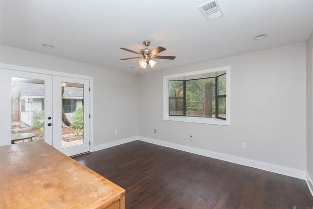 7601 Amesbury Cir, Baton Rouge, LA 70808