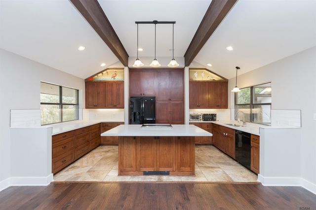 7601 Amesbury Cir, Baton Rouge, LA 70808