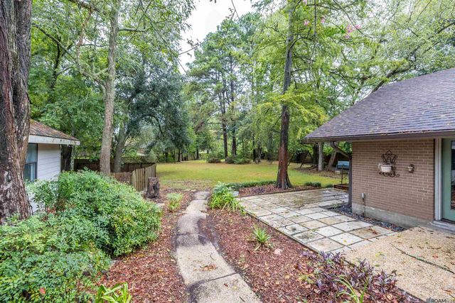 7601 Amesbury Cir, Baton Rouge, LA 70808