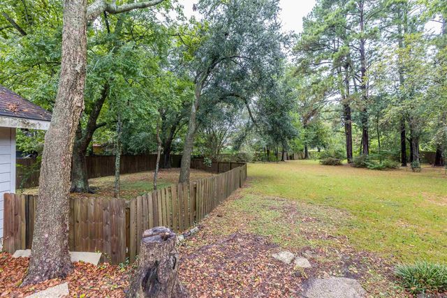 7601 Amesbury Cir, Baton Rouge, LA 70808