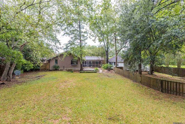 7601 Amesbury Cir, Baton Rouge, LA 70808