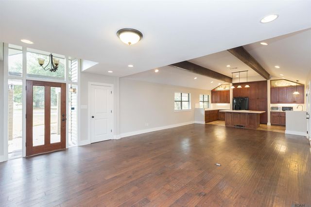 7601 Amesbury Cir, Baton Rouge, LA 70808