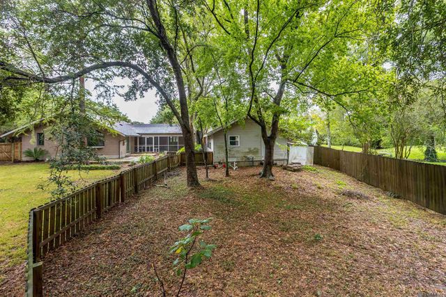 7601 Amesbury Cir, Baton Rouge, LA 70808