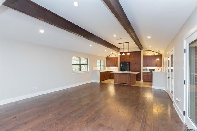 7601 Amesbury Cir, Baton Rouge, LA 70808