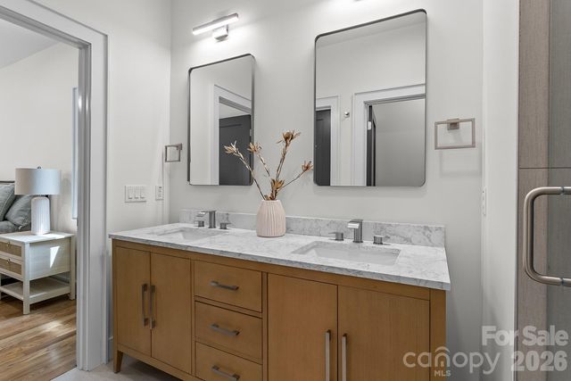121 Laurel Loop, Asheville, NC 28806
