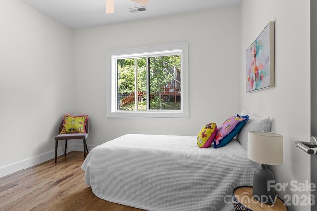 121 Laurel Loop, Asheville, NC 28806