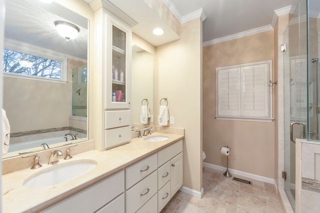 1379 Caroline Cir, Franklin, TN 37064