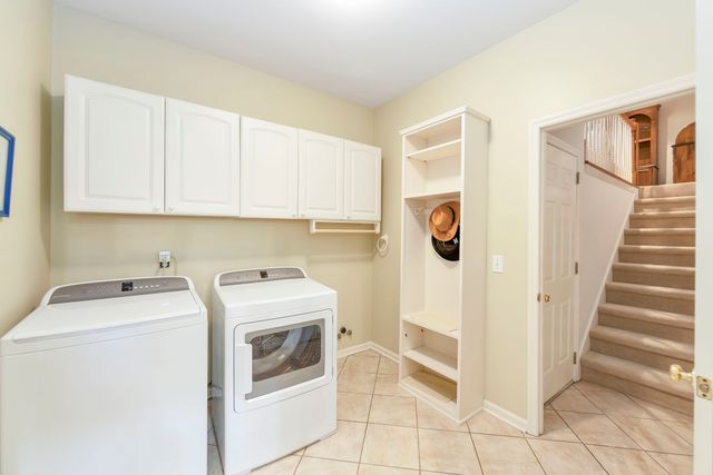 1379 Caroline Cir, Franklin, TN 37064