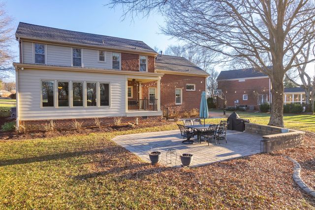 1379 Caroline Cir, Franklin, TN 37064