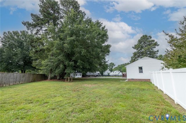8428 Atlee Rd, Mechanicsville, VA 23116
