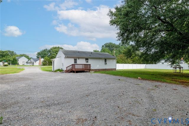 8428 Atlee Rd, Mechanicsville, VA 23116