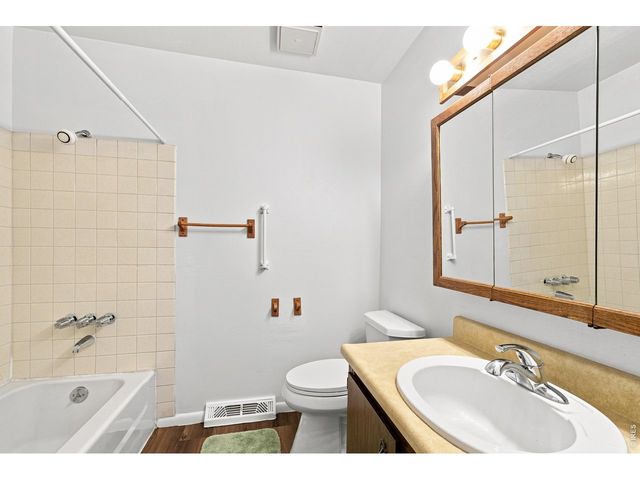 12818 W Adriatic Ave, Lakewood, CO 80228