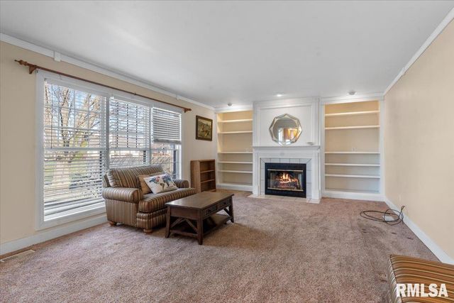 3813 Brandonshire Drive, Springfield, IL 62704