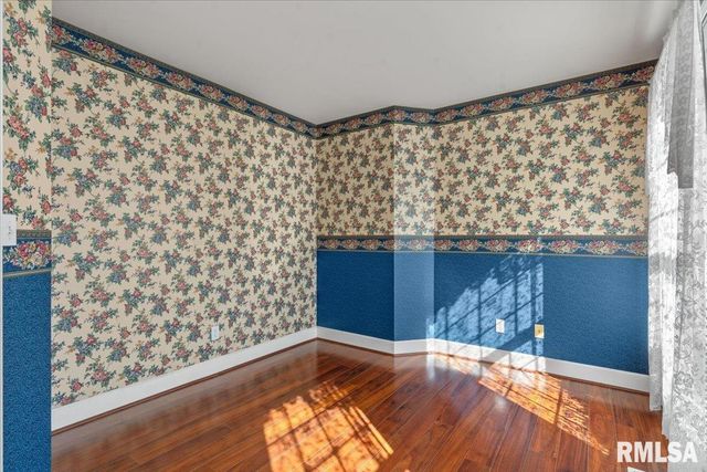 3813 Brandonshire Drive, Springfield, IL 62704