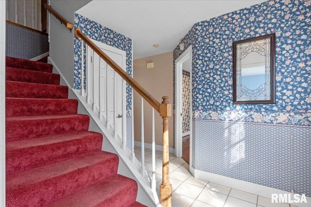 3813 Brandonshire Drive, Springfield, IL 62704