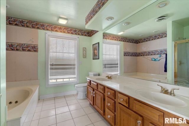 3813 Brandonshire Drive, Springfield, IL 62704