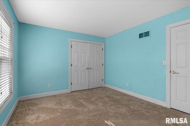 3813 Brandonshire Drive, Springfield, IL 62704