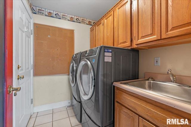 3813 Brandonshire Drive, Springfield, IL 62704