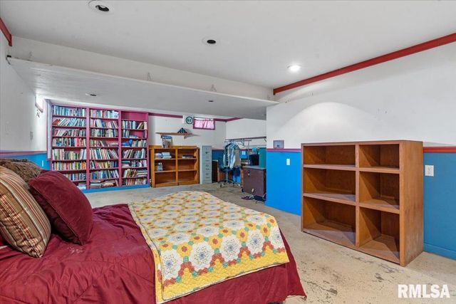 3813 Brandonshire Drive, Springfield, IL 62704