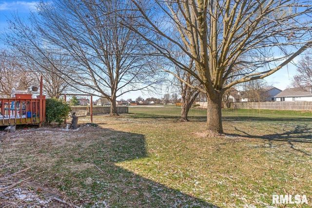 3813 Brandonshire Drive, Springfield, IL 62704