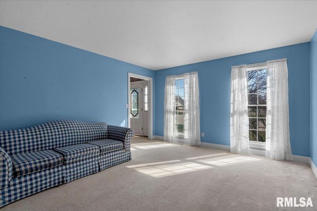 3813 Brandonshire Drive, Springfield, IL 62704