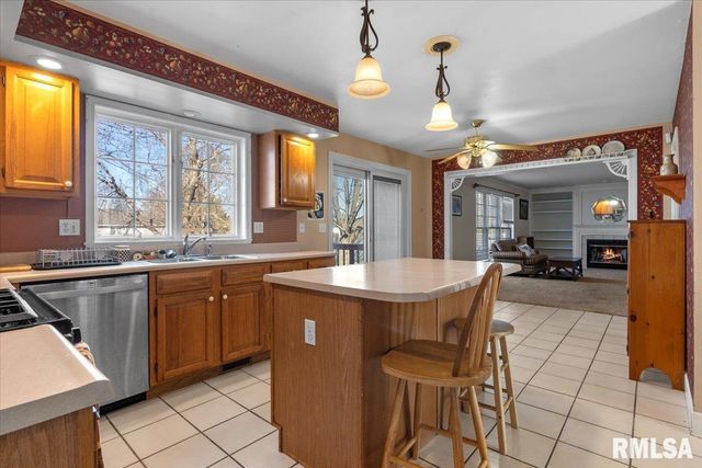 3813 Brandonshire Drive, Springfield, IL 62704